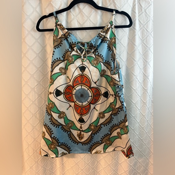 Tommy Hilfiger Blue and Gold Patterned Apparel - Picture 5 of 6